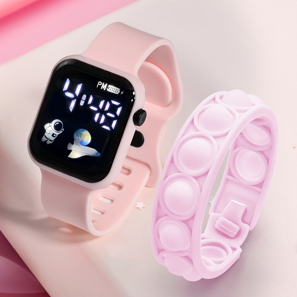 Smartwatch Watches Boys - ساعة رياضية إلكترونية للأطفال ، سوار